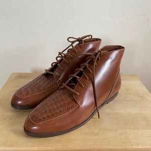 Vintage brown leather lace up ankle boots